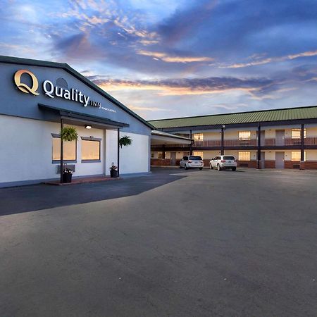 Quality Inn Lawrenceburg Екстер'єр фото