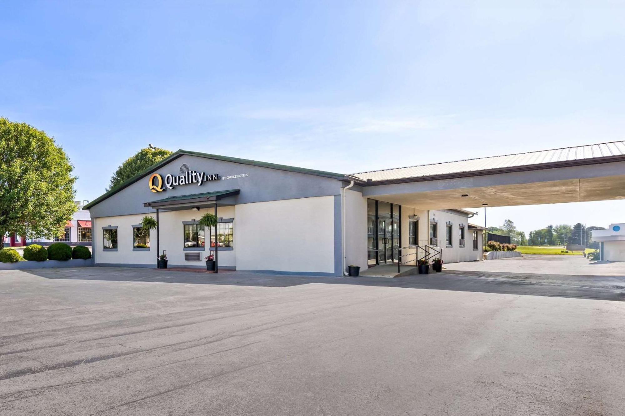 Quality Inn Lawrenceburg Екстер'єр фото