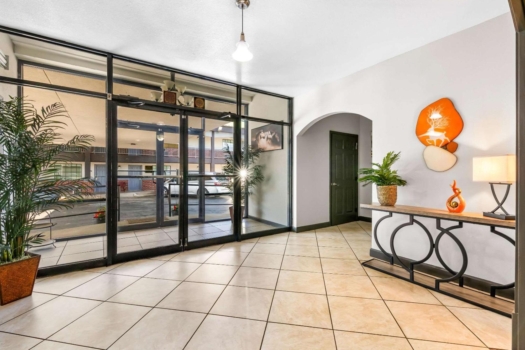 Quality Inn Lawrenceburg Екстер'єр фото