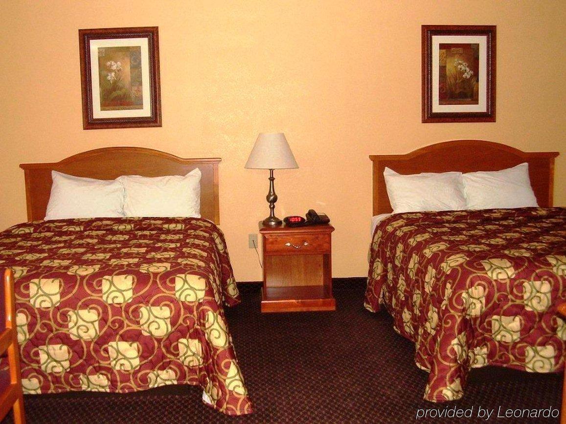 Quality Inn Lawrenceburg Екстер'єр фото